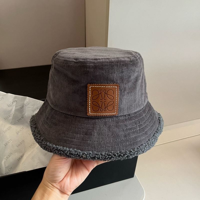 Loewe Caps